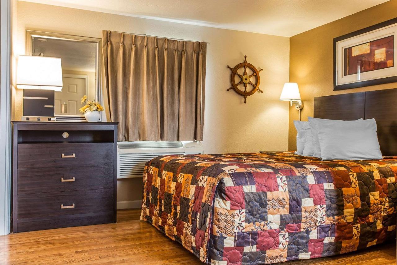 Rodeway Inn & Suites Nags Head Eksteriør bilde